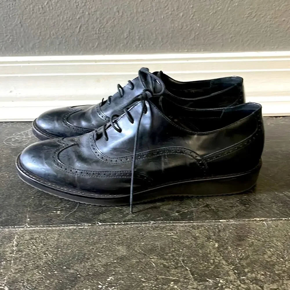 Aquatalia wingtip lace up dress shoes sz 10